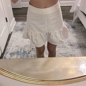 ROMWE high wasted solid white skirt
